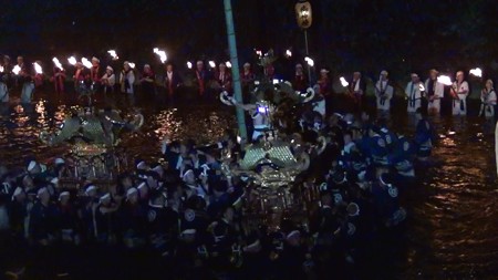 和霊大祭2015 走り込み17 神輿登場3