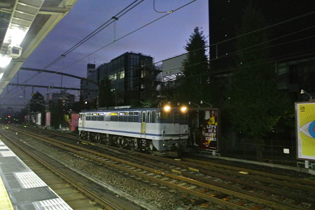 山貨　8588ﾚ（単機回送）