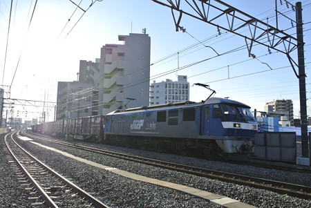 八丁畷駅にて