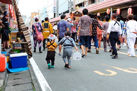 2014.08.03　甲子祭　神輿　金魚の糞