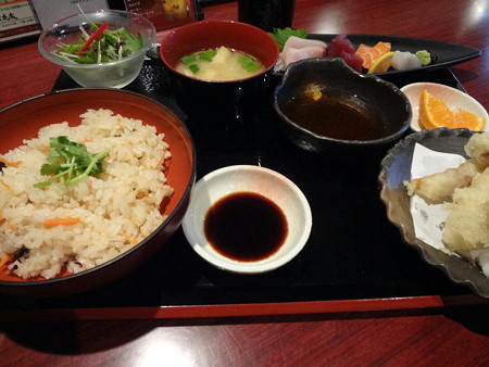 160129-1炊き込みご飯定食