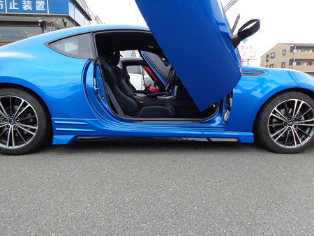 ＢＲＺ　ノブレッセ　サイドステップ取付