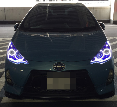トヨタＡＱＵＡ　島根県　サファイアブルーヘッドライト装着