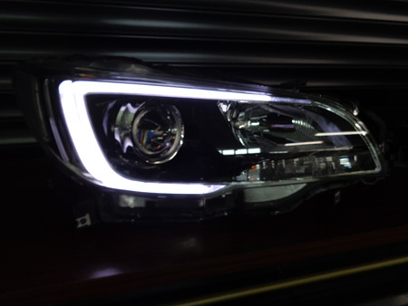 アウトバックＢＳ９　滋賀県　ＮＥＷアウディ風ＬＥＤ加工　ホワイト右