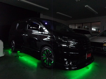 ヴェルファイア　岐阜県　アンダーＬＥＤ２