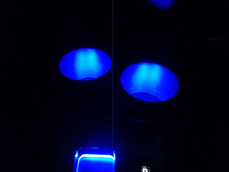トヨタＡＱＵＡ　新潟県　ドリンクホルダーＬＥＤ取付