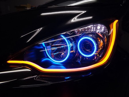 トヨタＡＱＵＡ　新潟県　イカリング取付・ＮＥＷアウディ風ＬＥＤ　オレンジ　左