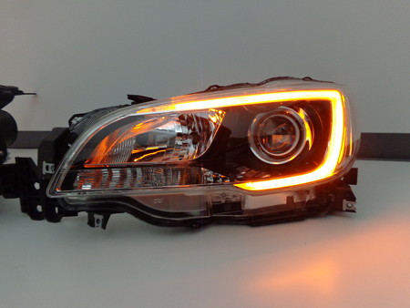 アウトバックＢＳ９　ＮＥＷアウディ風ＬＥＤ　オレンジ左