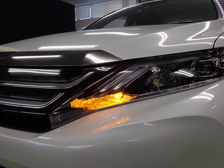 ハリアー６０系　ウインカーＬＥＤ２色タイプ　フロント　オレンジ