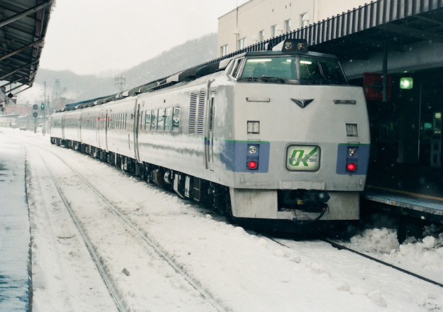 1996年3月10日 札幌発 夜行特急オホーツクでついた早朝 の網走駅 う 写真共有サイト フォト蔵