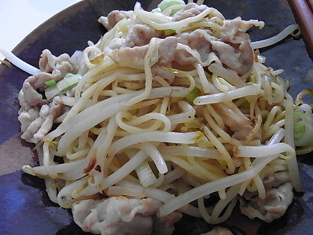 １８．朝ごはんは、軽めに（笑）塩焼きそばを食べ…