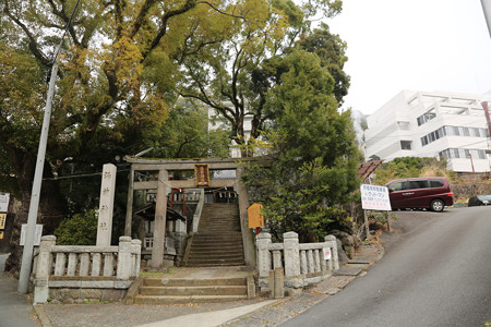 湯前神社