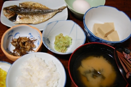 朝食