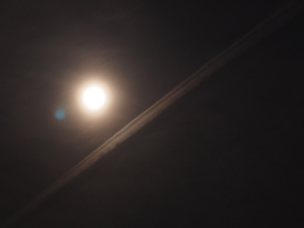 夜の飛行機雲 写真共有サイト フォト蔵