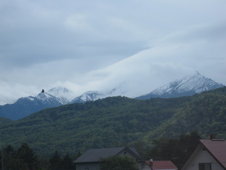 大雪山系初冠雪