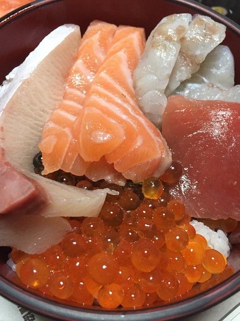 角上魚類 新潟寺泊港 角上生鮮市場 越谷店