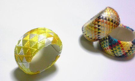 4色うろこ16分割