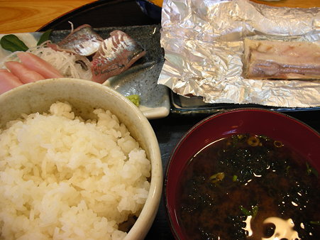 大衆食堂・丸魚2