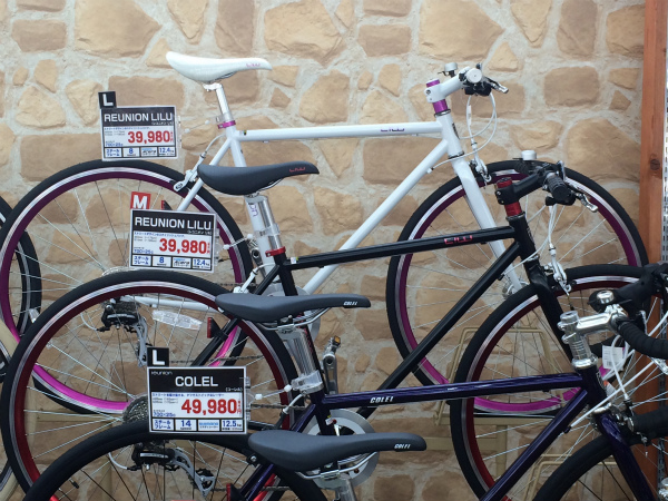 家内も自転車を始めたく、自転車屋さんに見に行った