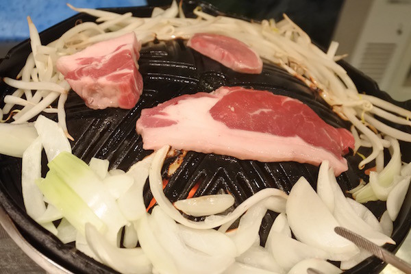 手前のがロース、これが最高に美味しい