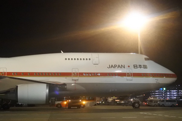 JALの旧塗装っぽい、ボーイング747ジャンボジェット
