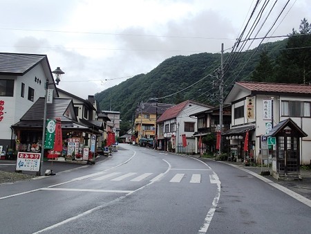 27 7 栃木 湯西川温泉 町並み 2