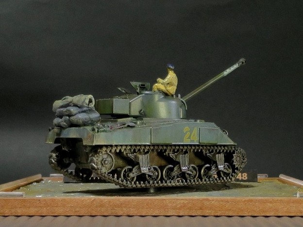 19 Sherman 1C Firefly  1;48